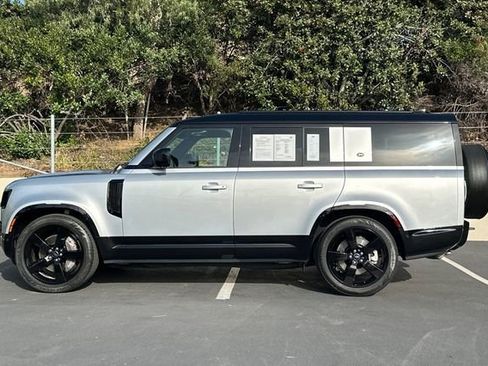 Certified 2023 Land Rover Defender 130 X-Dynamic SE image 2