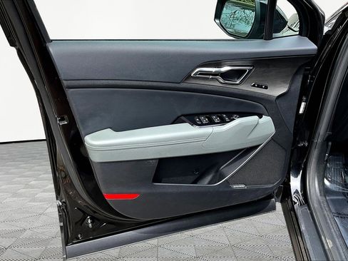 Certified 2024 Kia Sportage X-Line Prestige image 20