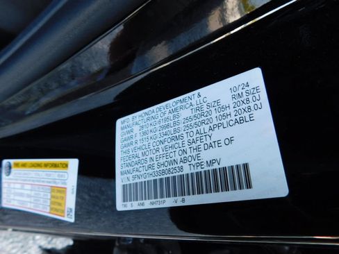 Certified 2025 Honda Pilot Sport image 8