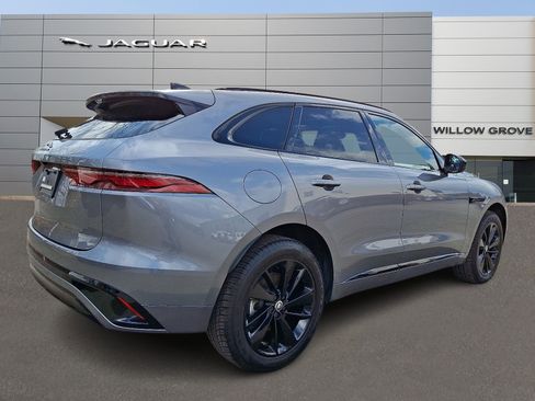 Certified 2025 Jaguar F-PACE R-Dynamic S image 2