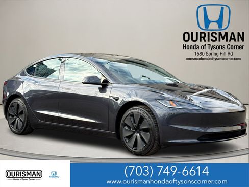 Used 2024 Tesla Model 3 Standard Range image 1