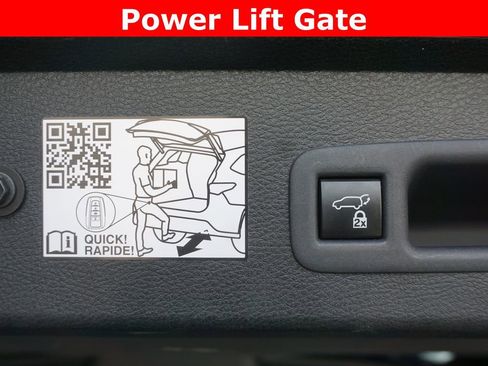 Used 2024 Toyota Sienna XLE w/ XLE Plus Package AWD/4WD image 19