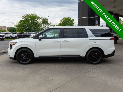New 2026 Kia Carnival LX image 4