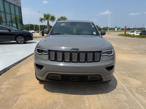 Used 2022 Jeep Grand Cherokee Laredo X RWD image 8