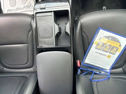 Used 2025 Hyundai Tucson Limited AWD/4WD image 11