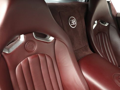 Used 2006 Bugatti Veyron image 36