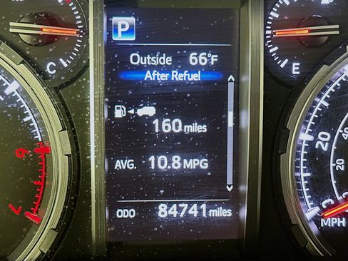 Used 2021 Toyota 4Runner Limited AWD/4WD image 19
