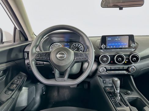Used 2024 Nissan Sentra S FWD image 17