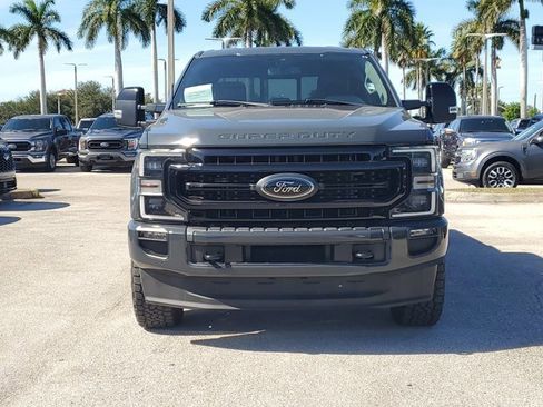 Used 2021 Ford F250 Lariat image 2