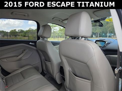 Used 2015 Ford Escape Titanium image 12