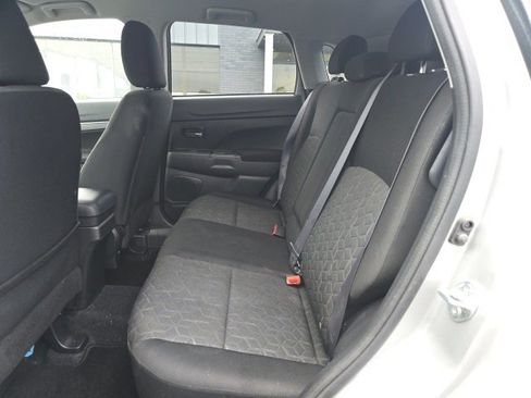 Used 2020 Mitsubishi Outlander Sport ES image 17