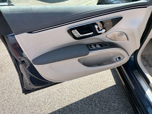 Used 2023 Mercedes-Benz EQS 450+ Sedan image 10