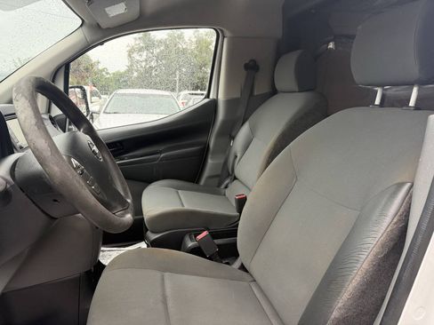 Used 2020 Nissan NV200 S FWD image 12