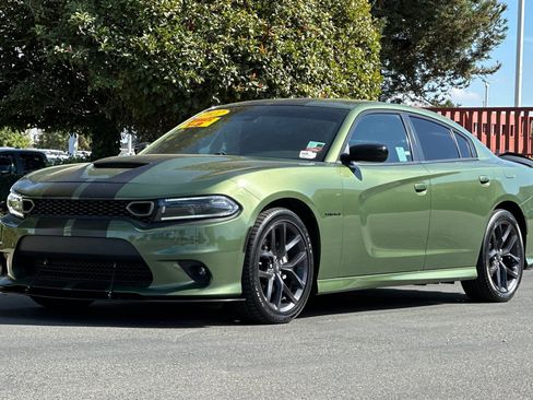 Used 2022 Dodge Charger R/T w/ Blacktop Package image 9