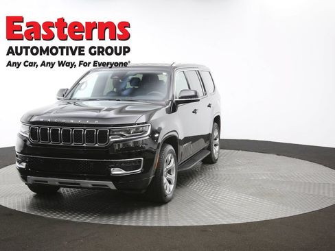 Used 2022 Jeep Wagoneer Series II AWD/4WD image 54