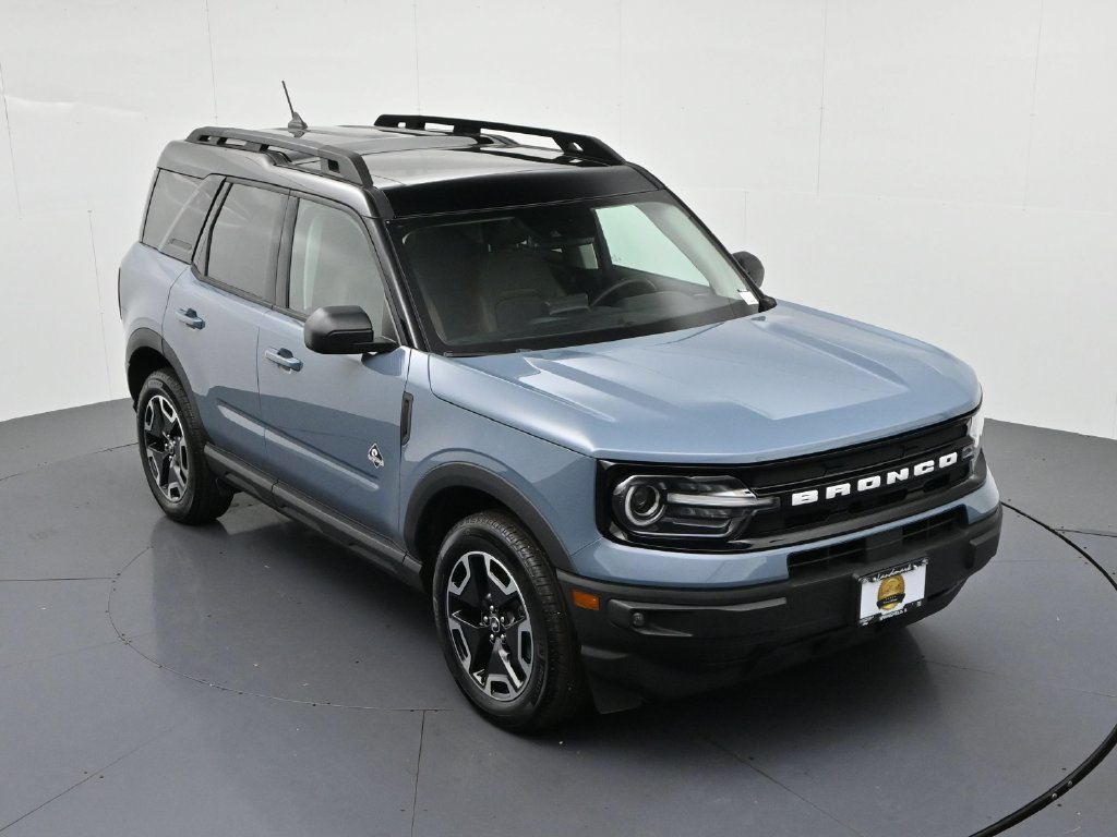 Certified 2024 Ford Bronco Sport Outer Banks w/ Tech Package AWD/4WD image 15