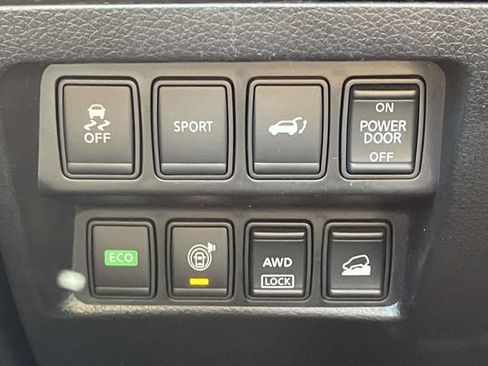 Used 2015 Nissan Rogue SL w/ SL Premium Package AWD/4WD image 19