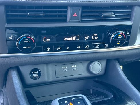 New 2026 Nissan Rogue SV image 31