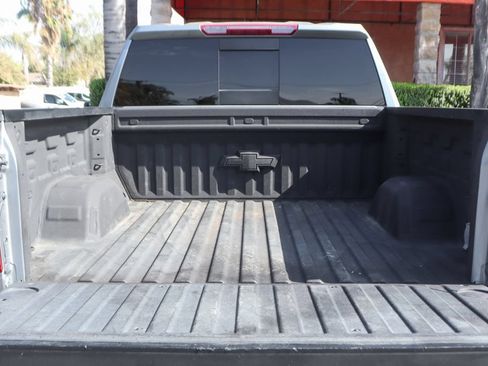 Used 2024 Chevrolet Silverado 1500 LT Trail Boss w/ LT Trail Boss Premium Package AWD/4WD image 8