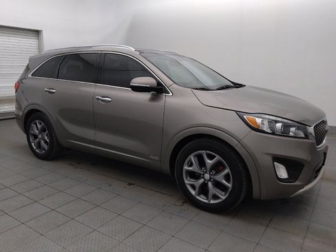 Used 2017 Kia Sorento SX AWD/4WD image 11