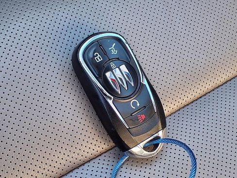 Used 2024 Buick Envista Avenir image 10