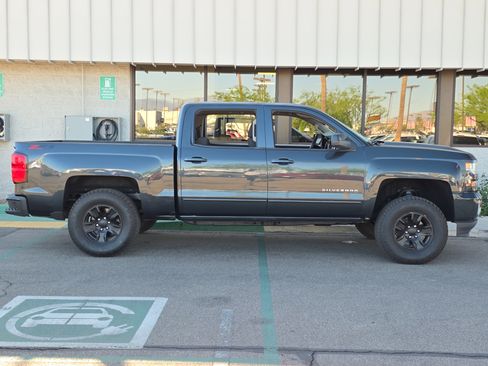 Used 2017 Chevrolet Silverado 1500 LT w/ All Star Edition image 10