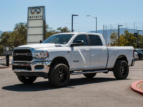 Used 2022 RAM 2500 Big Horn AWD/4WD image 1