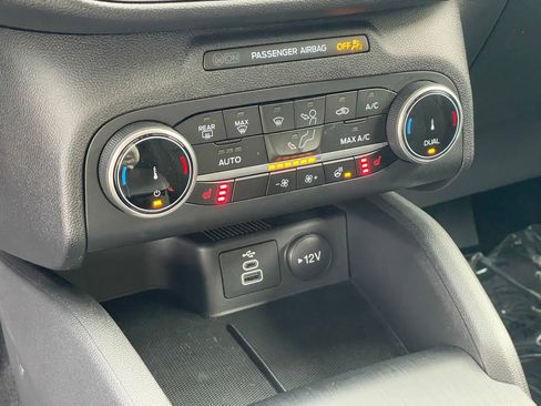Used 2025 Ford Escape Active w/ Cold Weather Package image 20
