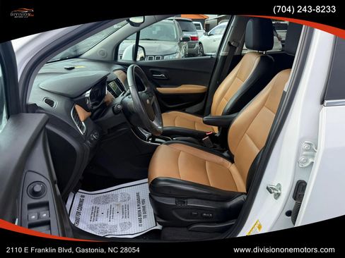 Used 2018 Chevrolet Trax Premier image 11