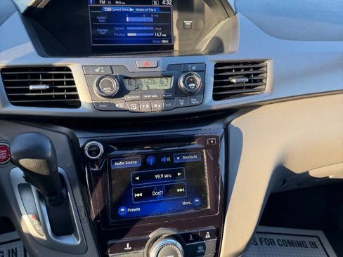 Used 2017 Honda Odyssey EX-L image 53