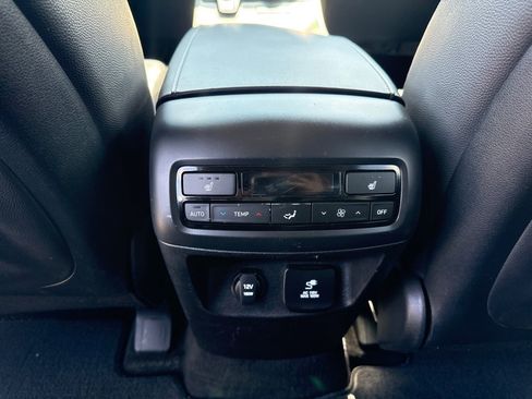 Used 2022 Hyundai Palisade SEL w/ 8P Bench Seat Package FWD image 38