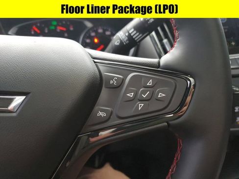 Used 2023 Chevrolet Equinox RS w/ RS Leather Package image 12