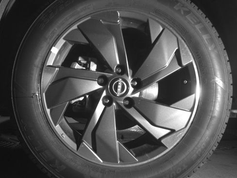 Used 2025 Nissan Rogue SV image 12