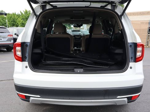 Used 2021 Honda Pilot Touring image 5