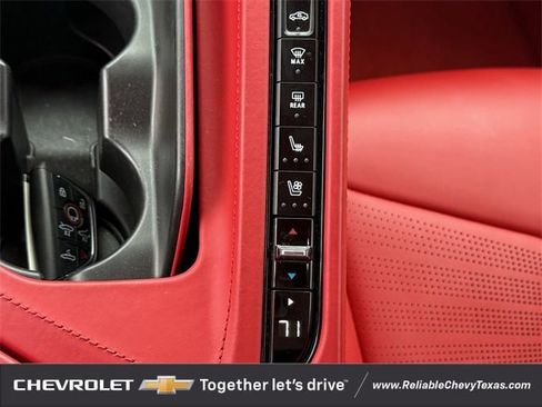 Used 2023 Chevrolet Corvette Stingray Premium Conv w/ Z51 Performance Package image 19