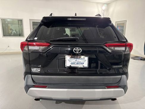 Used 2019 Toyota RAV4 Adventure AWD/4WD image 8