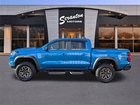 Used 2024 Chevrolet Colorado ZR2 w/ ZR2 Convenience Package III image 2