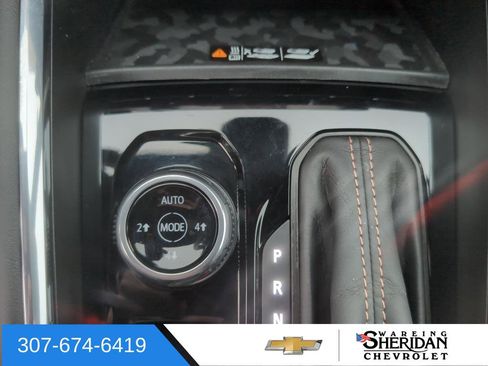 Used 2024 GMC Canyon AT4 image 17