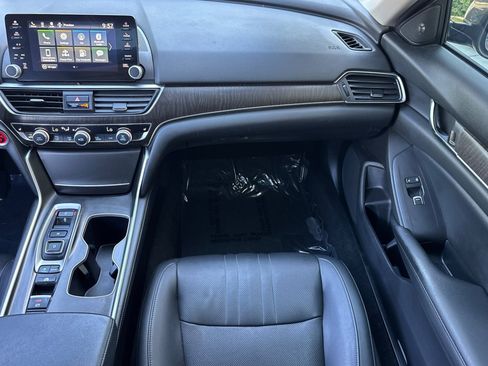 Used 2021 Honda Accord EX-L image 31