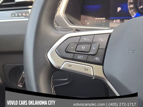 Used 2022 Volkswagen Tiguan SE FWD image 23