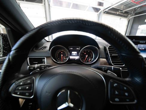 Used 2018 Mercedes-Benz GLS 550 GLS 550 image 14
