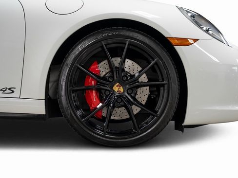 Used 2019 Porsche 911 Carrera 4S image 30