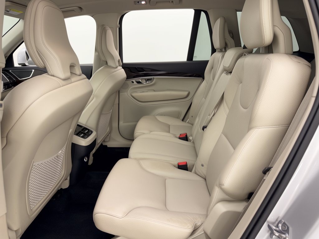 Used 2019 Volvo XC90 T6 Momentum w/ Advanced Package AWD/4WD image 24