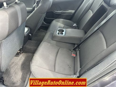Used 2017 Honda Civic EX image 28
