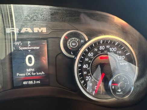 Used 2022 RAM 1500 Big Horn AWD/4WD image 12