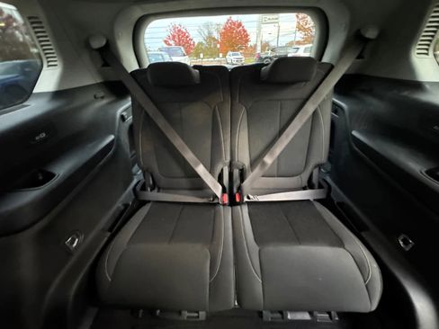 Used 2021 Jeep Grand Cherokee L Laredo w/ Luxury Tech Group I image 36