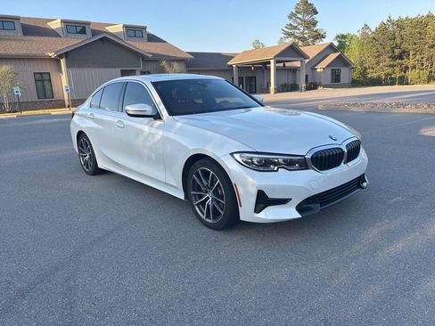 Used 2021 BMW 330i Sedan image 1