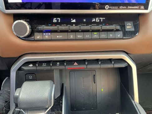 Used 2023 Toyota Tundra 1794 Edition image 40