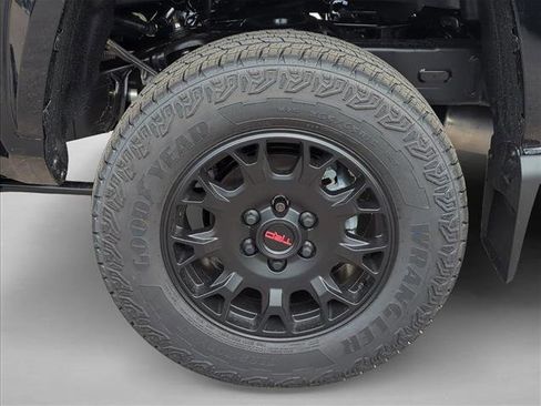 New 2026 Toyota Tacoma SR5 image 9
