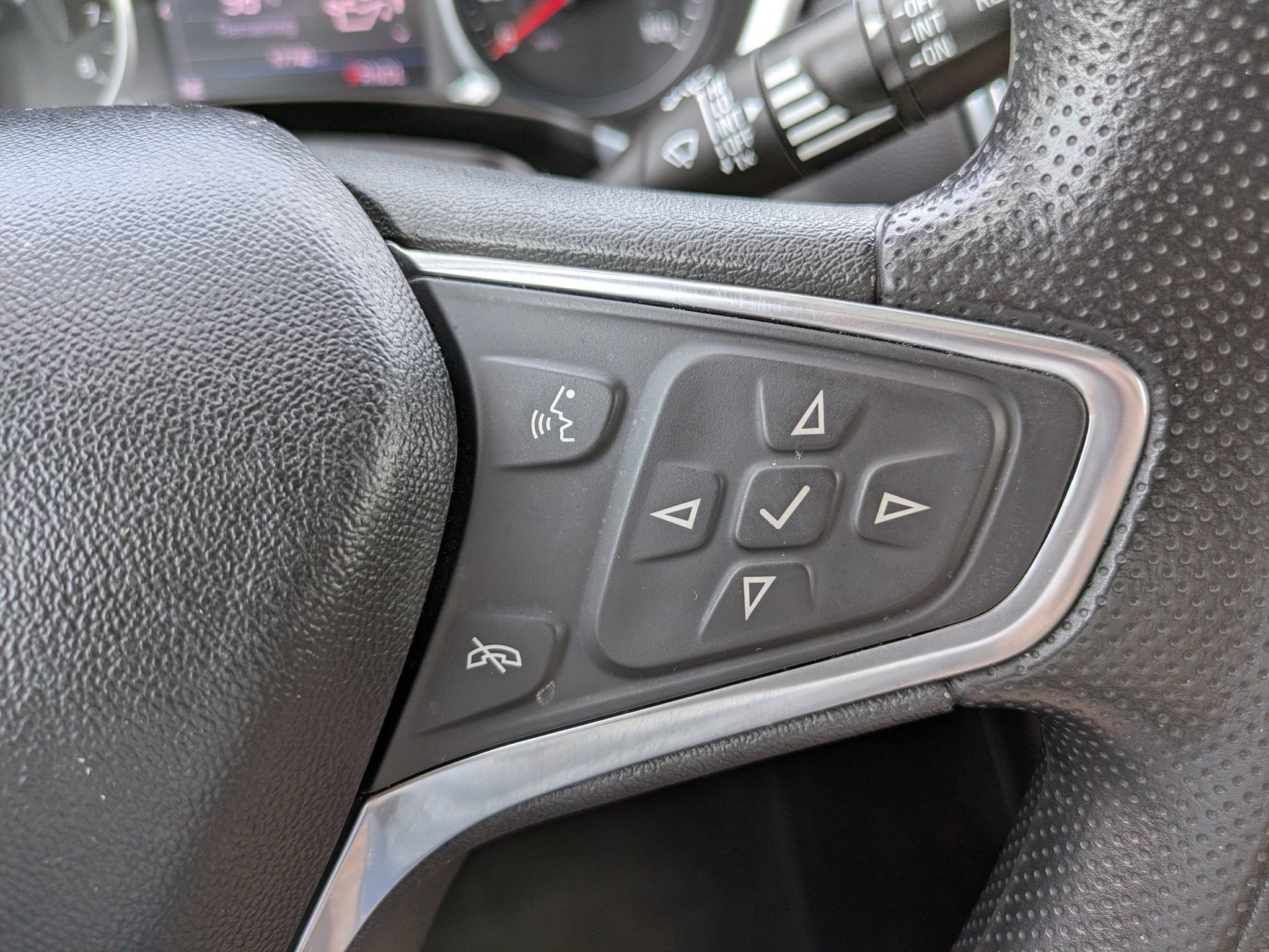 Used 2022 Chevrolet Equinox LT AWD/4WD image 25